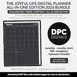 以下が含まれることがあります： 黒板をテーマにした2026年版デジタルプランナーバンドル。画像には、1月のカレンダー、DPC Digitalsのロゴ、そして「monday + sunday start 100+ templates 4 planner bundle!」というテキストが表示されています。