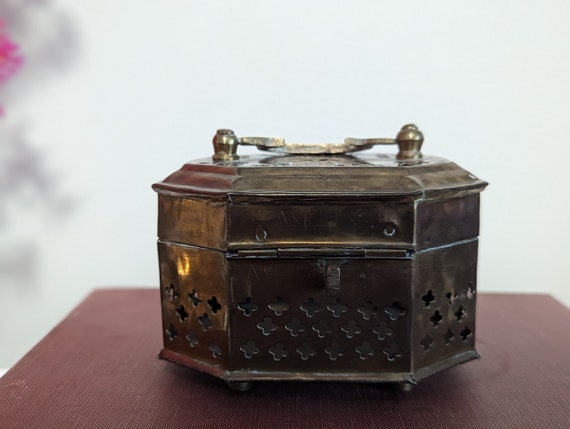 Brass Trinket box - image 4