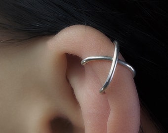 Sterling Silver Criss Cross Cuff, Silver Ear Cuff No Piercing, Fake Helix Piercing, Sterling Silver Ear Wrap, Gifts for Girlfriend