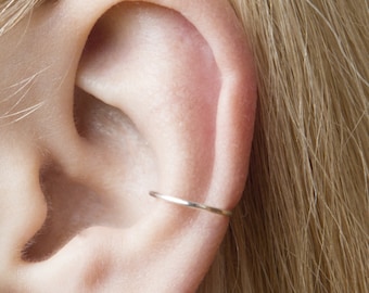 Manchette à une oreille sans piercing, faux piercing à conque, enveloppement d’oreille mince en argent sterling