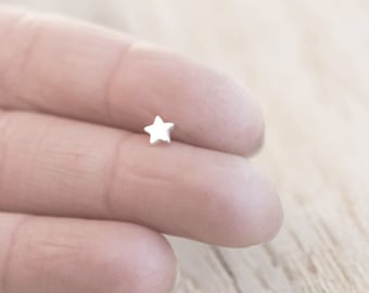 Sterling zilveren Tiny Little Star Stud Oorbellen - schattige leuke minimalistische geometrische sieraden