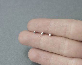 Tiny Dot Silver Minimal Stud Earring, Silver Mini studs, Gifts for Girlfriend, Gifts for graduation