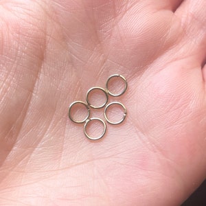Minimalist Helix Gold Hoop Earring - Available sizes from 3mm to 12mm