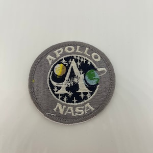 Vintage Patches Embroidered Iron on Sew on APOLLO NASA Patch Logo