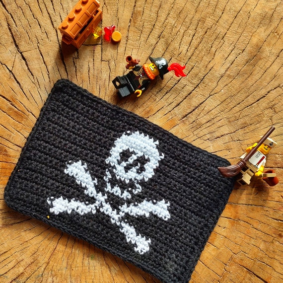 Jolly Roger Crochet Pattern: Skull & Crossbones Applique