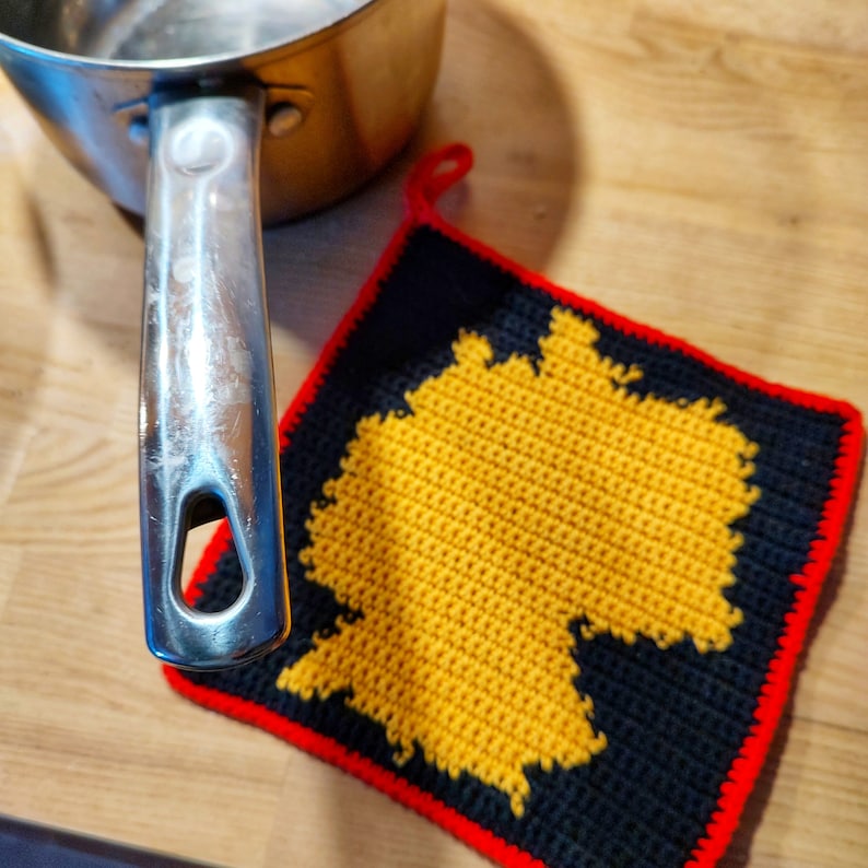 Crochet Pattern / Germany Map Potholder, German Gift for Home, Hotpad ...