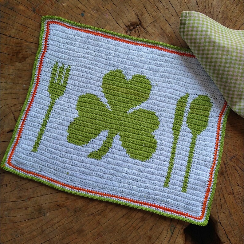 Crochet Pattern // Tapestry Crochet Placemat / Shamrock Place Etsy