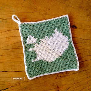 Crochet Pattern // Iceland Map Potholder, Hot Pad, Crochet PDF Printable Map Pattern, Scandinavia theme, Gift for Traveler, Kitchen crochet