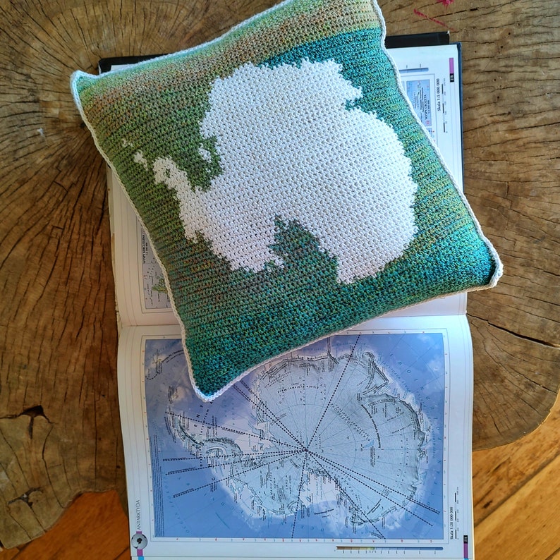 Crochet Pattern // Antarctica Map Pillow, Decorative Pillow Case, Gift ...
