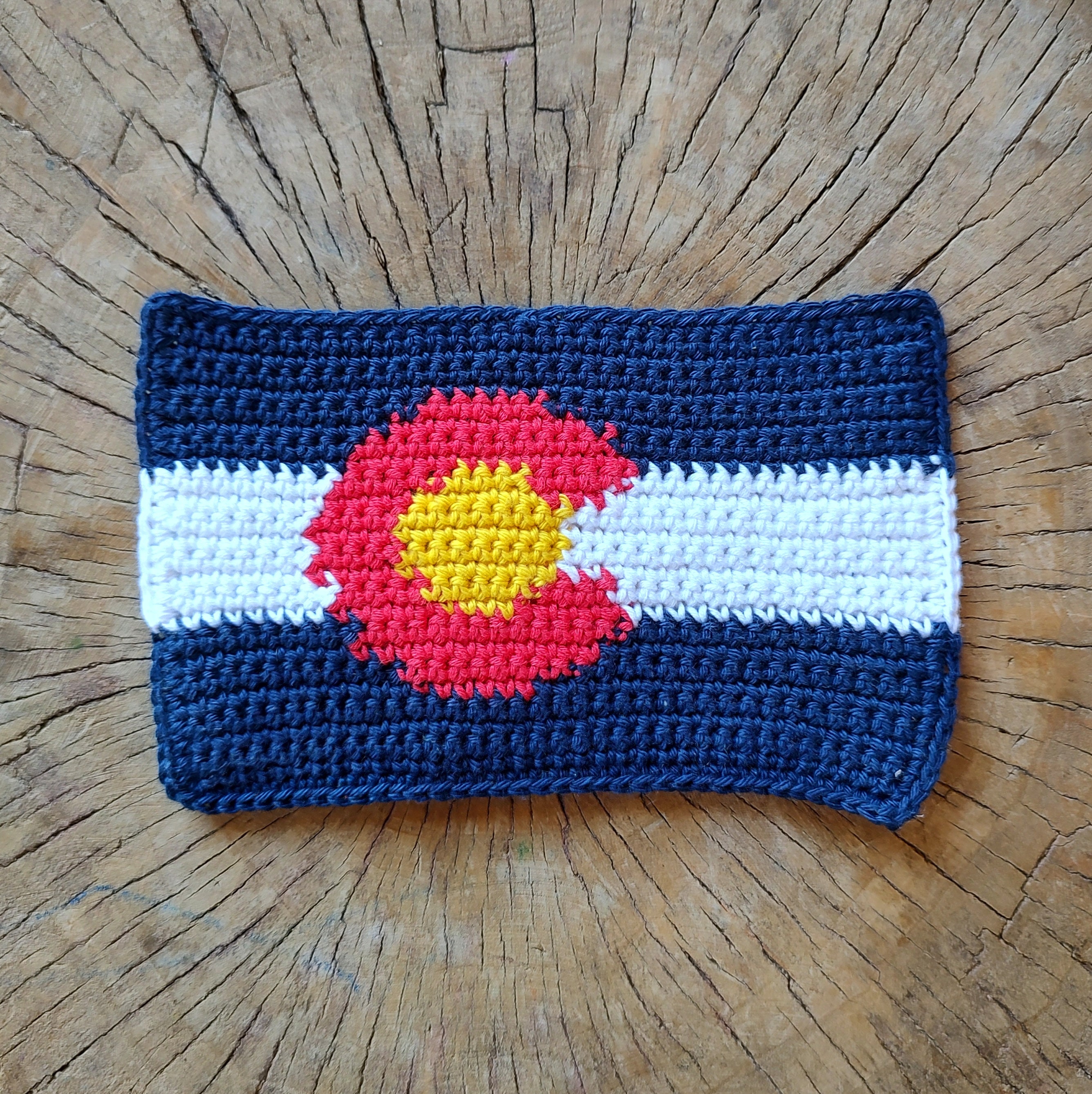 20 National Park Crochet Patterns to Bring America’s Landscapes Home 14 Colorado flag crochet pattern
