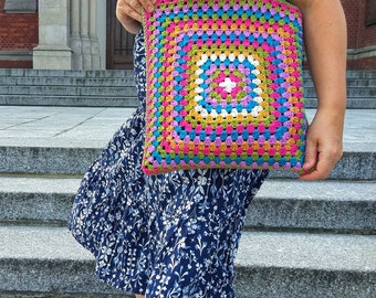 Crochet pattern // Granny Square Tote Bag with lining, Easy Boho Crochet Bag, Scrap Yarn Colorful Market Bag