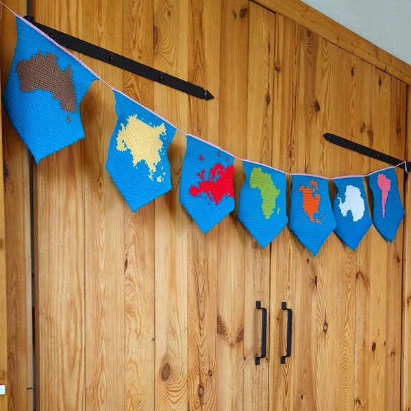 Crochet Pattern // Map Bunting, Geography Garland, Map of Africa, America, Autralia, Europe, Asia, Antarctica, Classroom decor, Kids Room