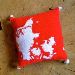 Crochet pattern / Denmark Map and Flag Pillow, Throw Pillow, Living Room Decor, Europe, map art, Travel gift, instant download pattern pdf