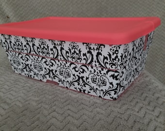 Decorative storage container