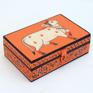 Beautifully Hand painted cow on wooden box,jewellry box ,storage box,hand painted ,cow ,wooden box ,storage box,decorative box image 1