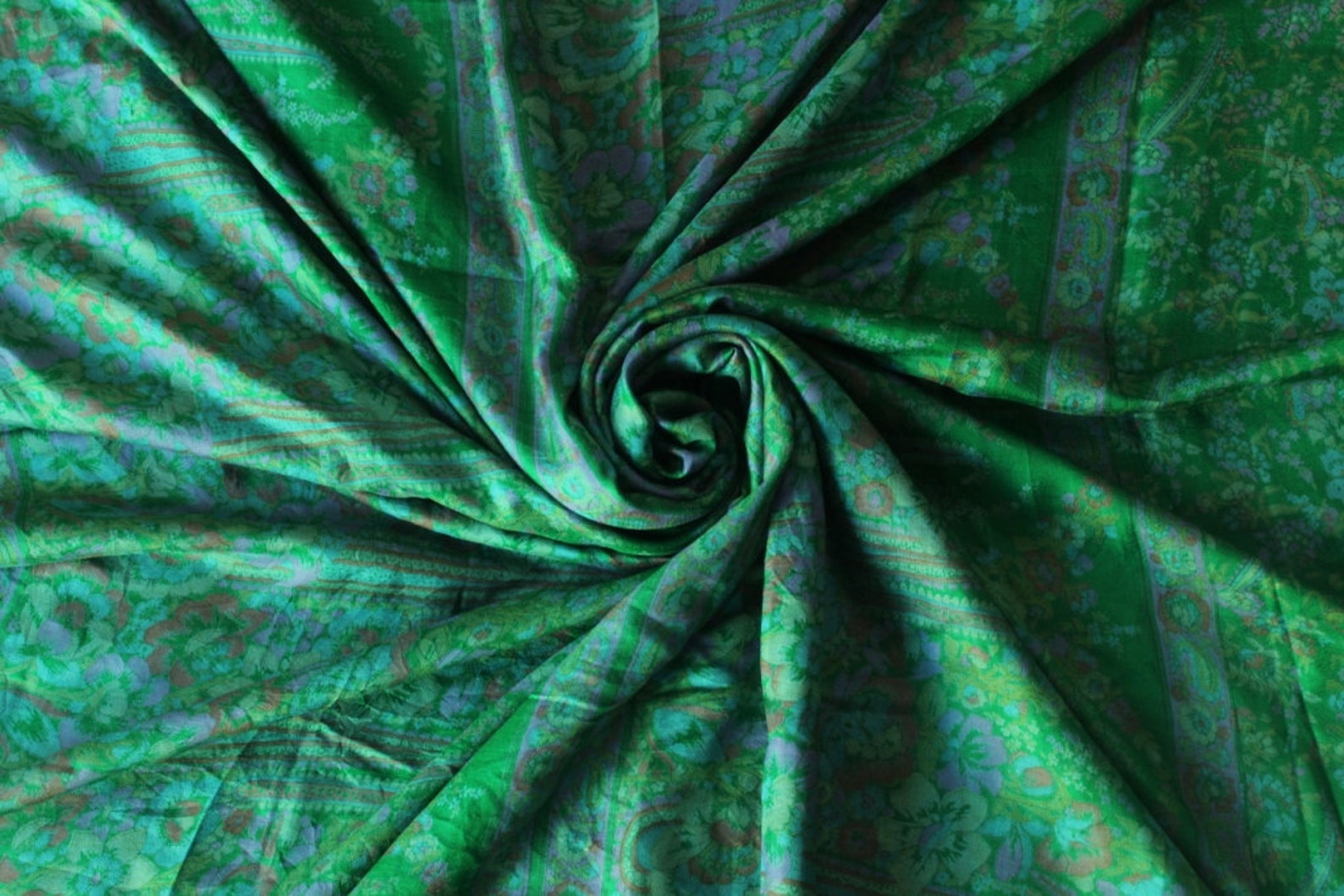 100 Pure Silk Sari Silk Fabric Traditional Culture Sari 5 Yrd Etsy