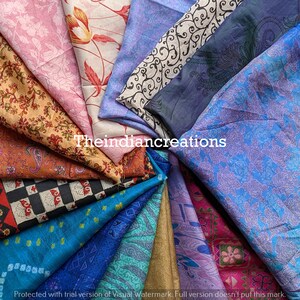 Lote enorme 100% seda pura Vintage Sari restos de tela chatarra Paquete Quilting Journal Proyecto por peso o cantidad Saree Square Cut Silk Scrap imagen 6