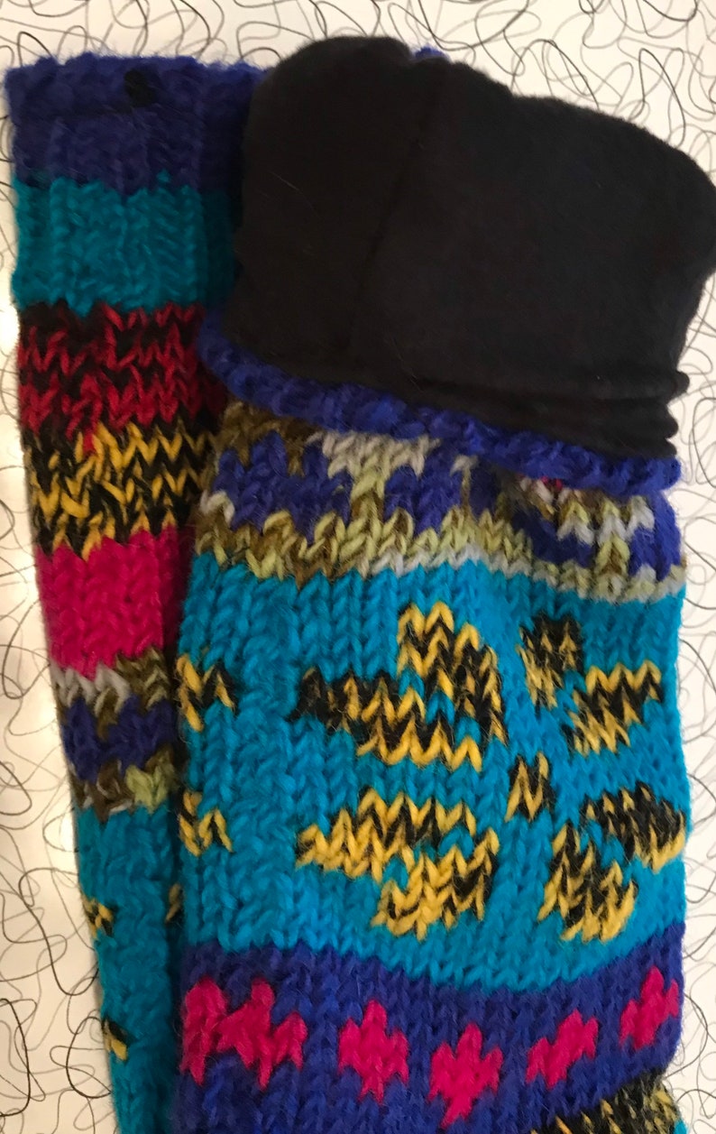 Quality Hand knitted 100/% wool Fleece lined adult socks Made in Kathmandu Valley