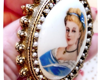 Parure Vintage Camée Fragonard (1950) - Pendentif 4cm + Bague En Porcelaine De Limoges - Bleu