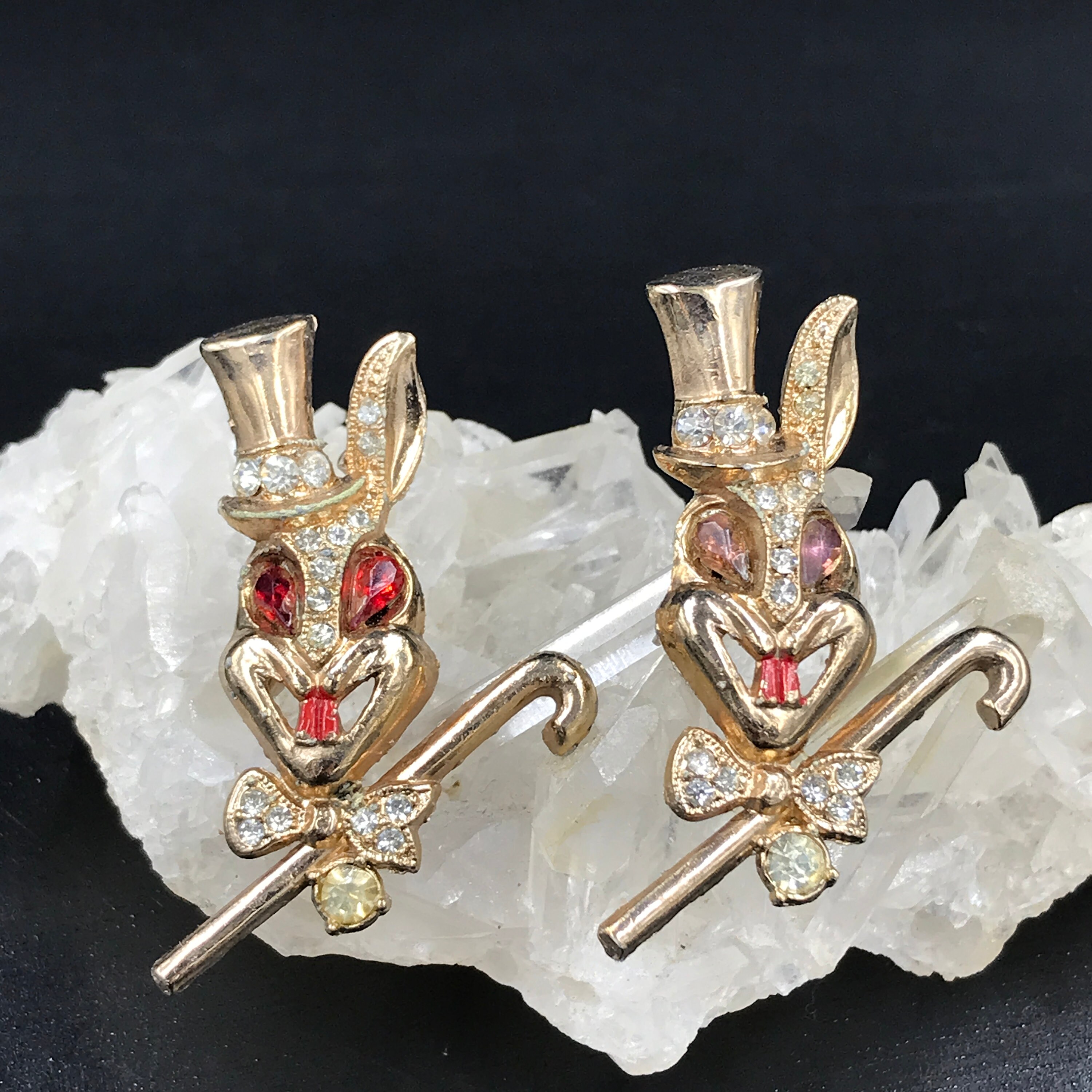 1950s Karu Fifth Avenue Slightly Menacing Gold Tone Bunny