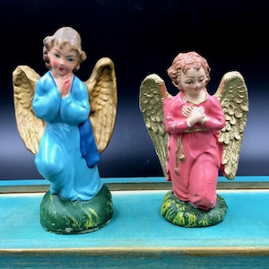 Vintage Paper Mache Nativity Angel Figurine: Mid-Century Italy Choice