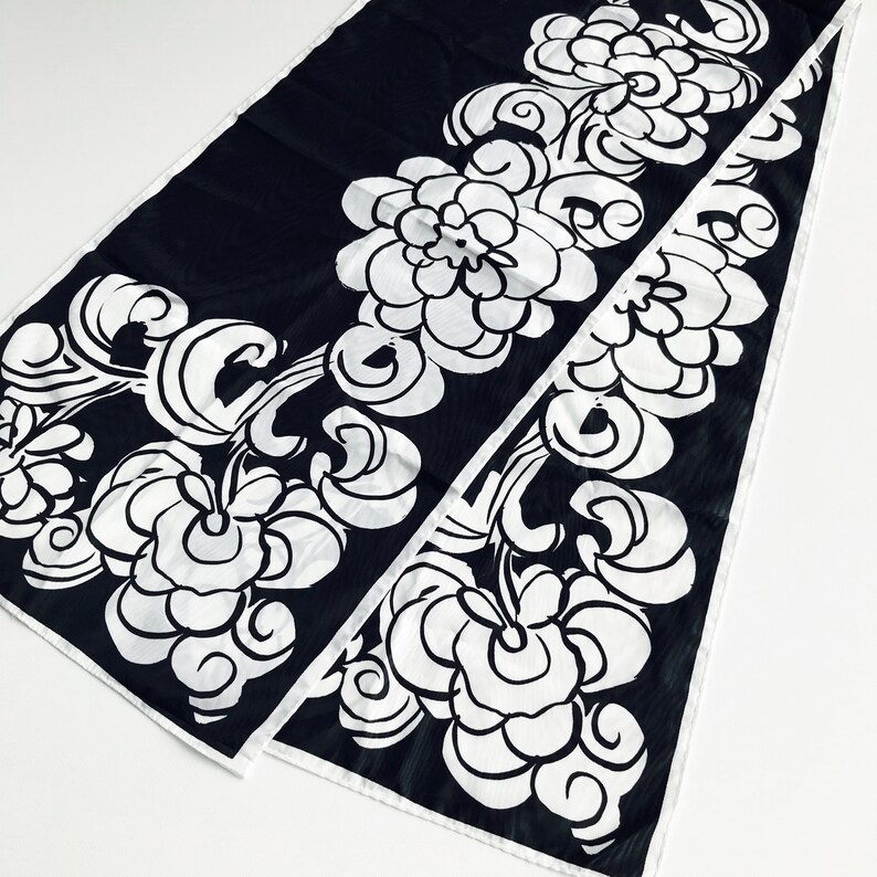 Vtg Vera Neumann Long Black And White Floral Scarf Vintage Etsy