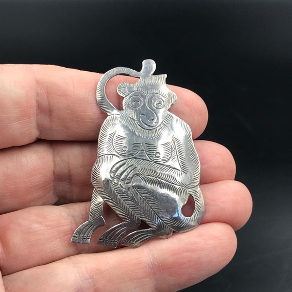 Vintage Etched Sterling Silver Monkey Brooch Pin,… - image 2