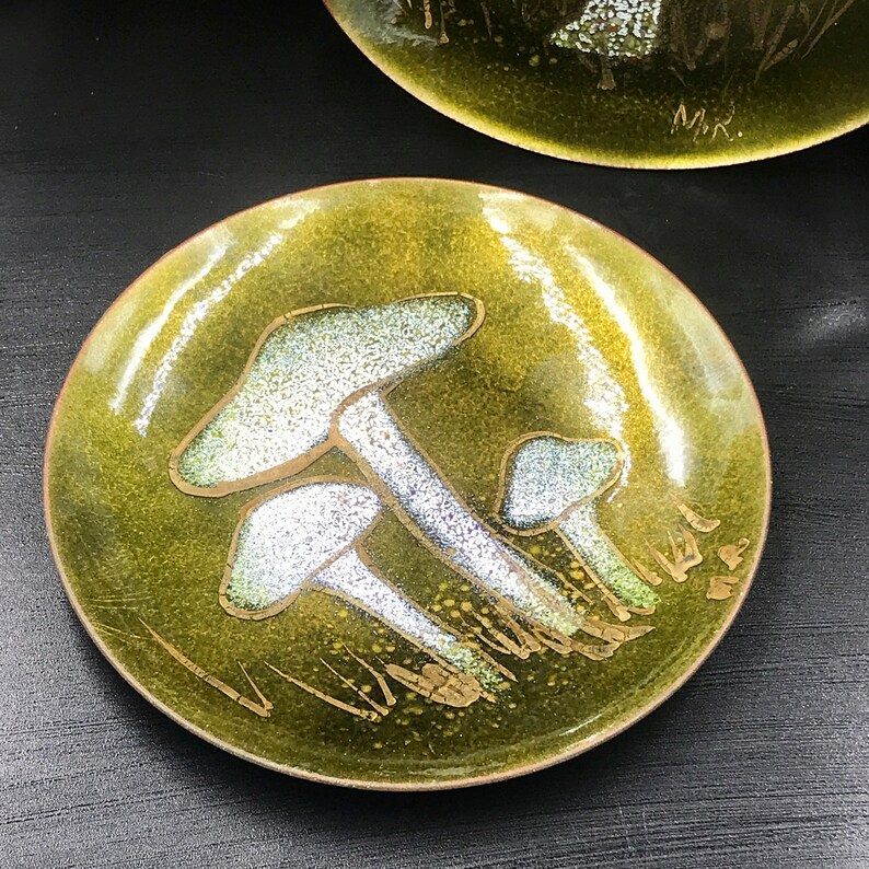 Stone Mountain GA Mushroom Ring Trinket Dish Mushroom Dishes Pair of 1970s Margaret Ratcliff Enamel on Copper Mushroom Dishes 3.75 Inches