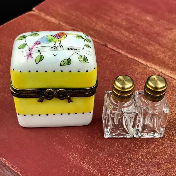 VTG Limoges France Peint Main Porcelain Box With 2 Perfume