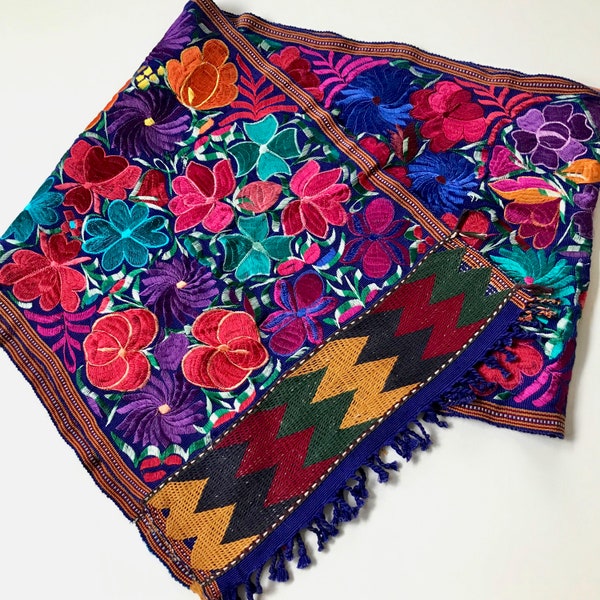 Vtg LONG Embroidered Guatemalan Textile Table Runner 88.8" Long x 17.5" Wide, Folk Art Cotton-Silk Embroidered Floral Table Runner