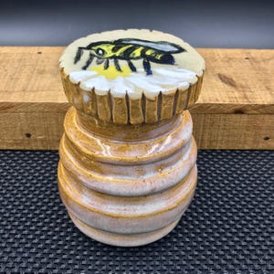 Vintage Artisan Pottery Honey Pot with Bee Lid (4.75&quot; High)