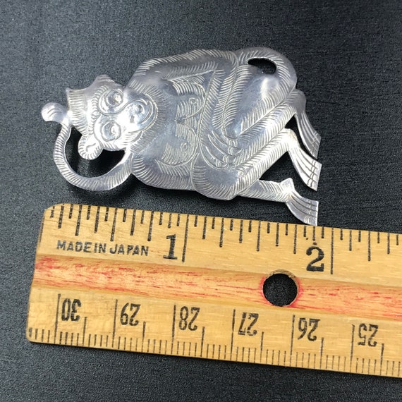 Vintage Etched Sterling Silver Monkey Brooch Pin,… - image 7