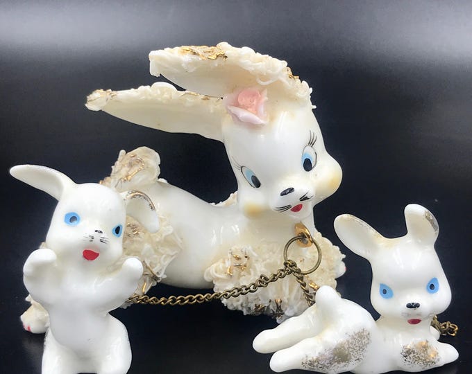 Traditional Spaghetti Rabbit 1950s ARNART Creation Spaghetti Chained Bunny Rabbit Family, Chained ...