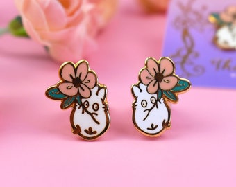 Gold-Plated Bunny Earrings: Whimsical Flower Accessory