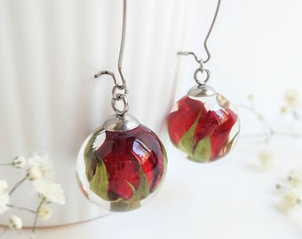 Rote Rosenohrringe, Blumenohrringe, Rosenohrringe, lange Blumenohrringe, einzigartiges Geburtstagsgeschenk für sie, Blumenschmuck