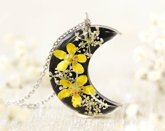 Moon necklace, Real flower necklace, Queen Anne lace necklace, Yellow flower necklace, Crescent moon gift for women, Floral pendant necklace