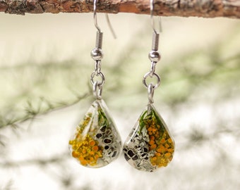 Woodland earrings dangle, Real lichen and moss earrings, Nature inspired gift ideas for women, Botanical resin jewelry, Forest earrings