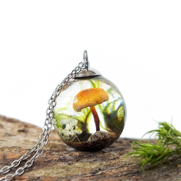 Collier véritable champignon, collier en résine de mousse, collier terrarium champignon, bijoux Cottagecore, idée cadeau pour amoureux de la nature, bijoux forêt magique