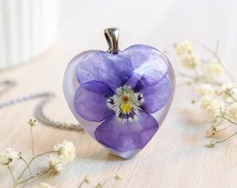 Violet flower necklace, Real pansy flower necklace, Light purple necklace, Birthday gift for women, Lilac flower necklace, Violet jewelry