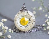White flower necklace, Real daisy necklace, Birthday gifts idea for woman, Daisy jewelry, Daisy flower necklace, Wildflower necklace