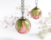 Dried rose necklace, Dainty flower necklace, Unique birthday gift for best friend woman, Pink flower necklace, Cute pendant necklace women