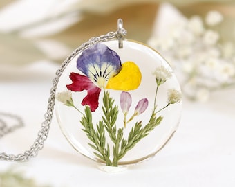 Collier de fleurs de naissance combinée, collier de fleurs pressées, bouquet de fleurs de famille, collier personnalisé pour grand-mère, cadeau de fleurs pour le mois de naissance