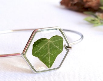 Resin bracelet, Pressed leaf bracelet, Ivy bracelet, Eco resin jewelry, Botanical bracelet, Ivy leaf jewelry, Geometric bracelet Unique gift