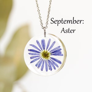 September birth flower necklace, Aster flower necklace, Dried flower resin jewelry, Birthday gifts for women friend, Purple flower necklace image 1