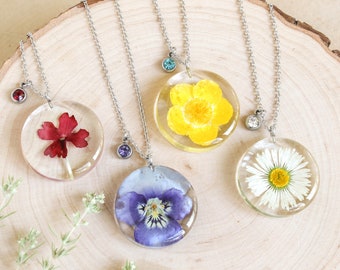 Birth flower necklace with birthstone, Pressed flower necklace, Birthday gifts for women friends, Floral charm necklace, Birth month jewelry