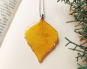 Yellow leaf necklace, Pressed leaf necklace, Nature boho necklace, Autumn leaf jewelry, Yellow boho necklace, Fall jewelry, Nature gift idea