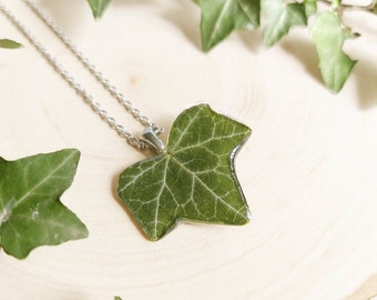 Real leaf necklace, Pressed ivy leaf necklace, Nature resin jewelry, Mountain necklace, Adventure gifts, Wanderlust jewelry, Travel necklace