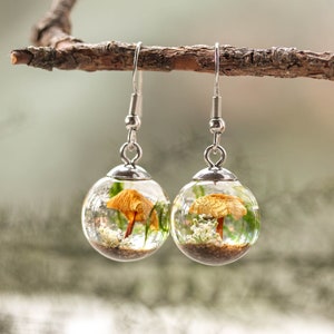 Real mushroom necklace, Moss resin necklace, Mushroom terrarium necklace, Cottagecore jewelry, Nature lover gifts idea, Magic forest jewelry image 8