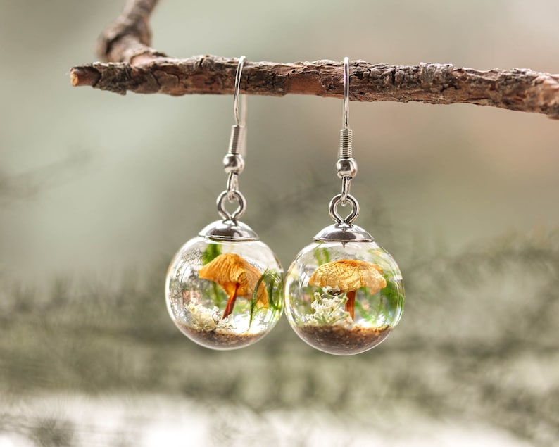 Real mushroom necklace, Moss resin necklace, Mushroom terrarium necklace, Cottagecore jewelry, Nature lover gifts idea, Magic forest jewelry image 8