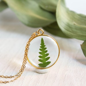 Zierliche Farn Halskette, Gepresste Pflanze Halskette, Botanische Halskette Gold, Zierlicher Goldschmuck, Botanisches Geschenk für Frauen, Zierliche Kreis Halskette No Personalisation